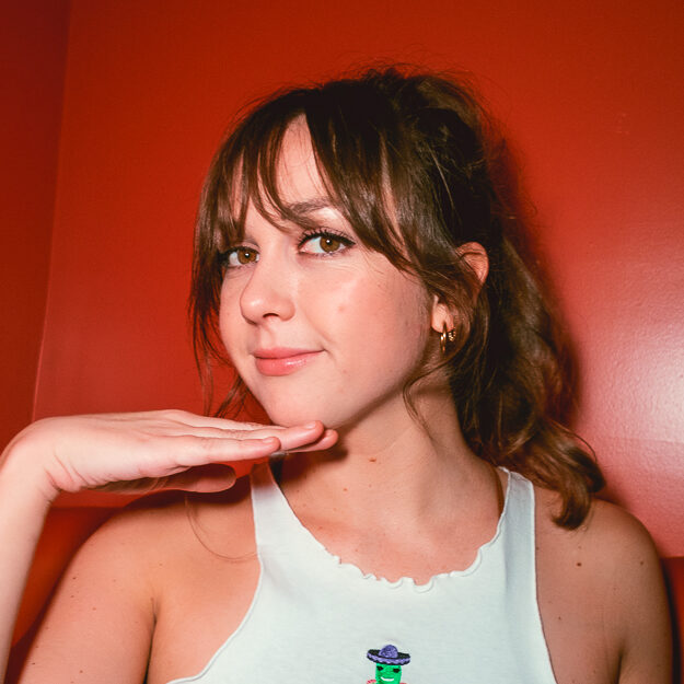 Photo of the comedian Sara Bergmark